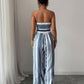 👗💙 Geometrischer Jumpsuit mit Halter-Ausschnitt & Seitenschlitz – 50% RABATT! Perfekt für Strand, Büro & Abend. 🔥✨