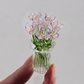 🌸✨ Miniatur-Glasblumen mit Vase – 50% RABATT! 7 farbige Glasblüten, 6cm Höhe, elegante Glaskunst – blüht für immer.